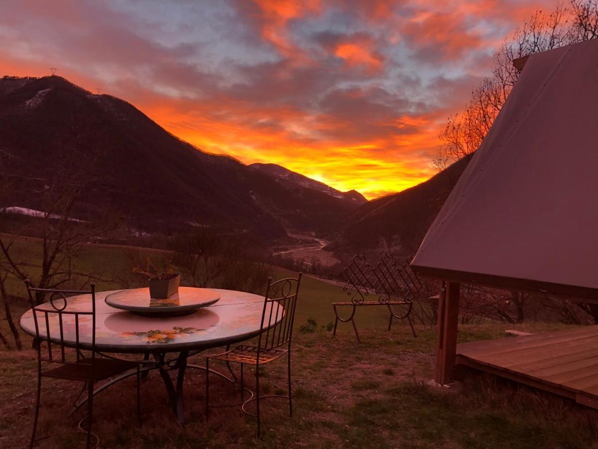 La Locanda Nel Vento Calestano エクステリア 写真
